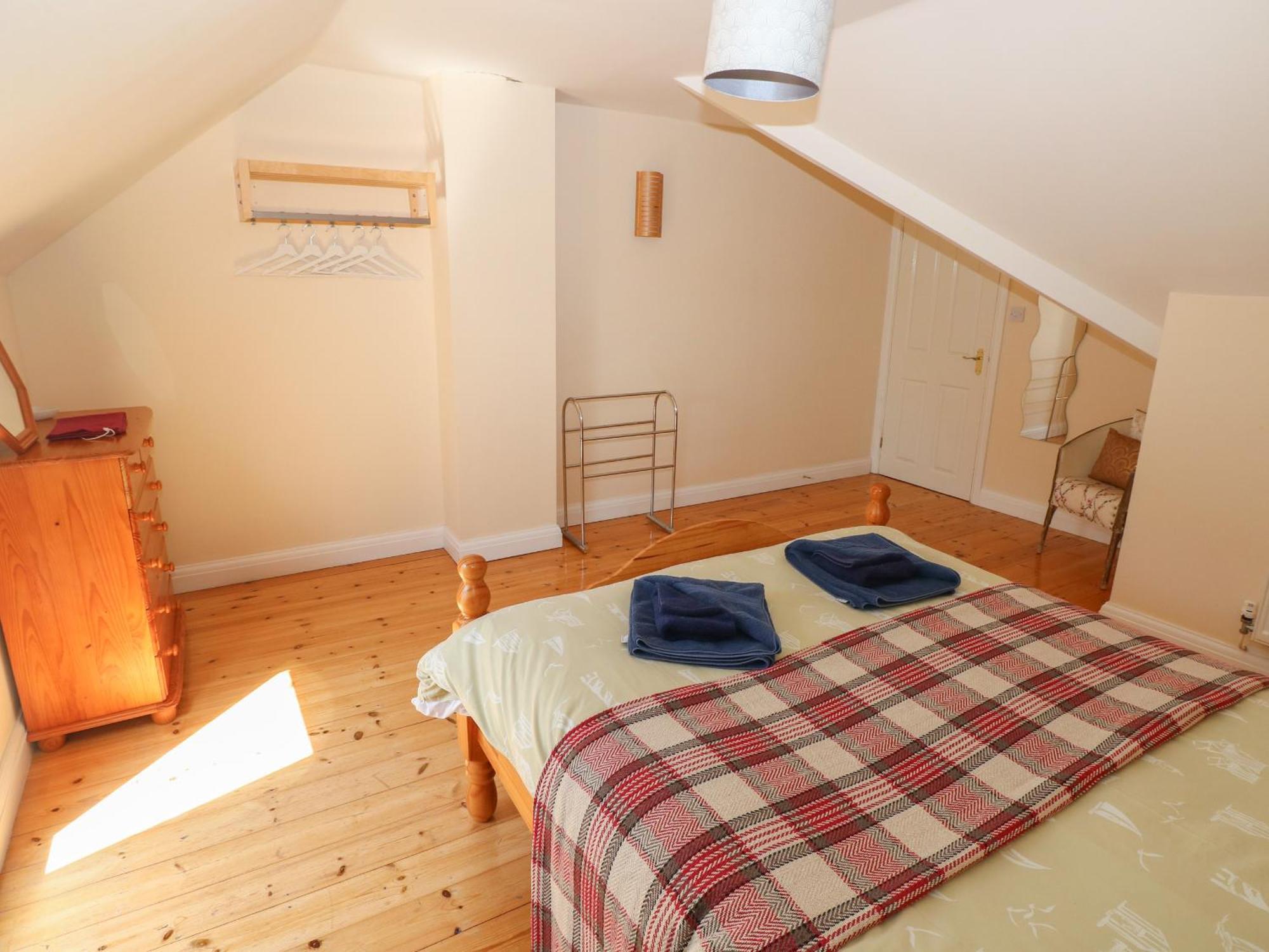 Yr Hen Ardd Villa Haverfordwest Bagian luar foto